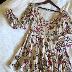 Floral long sleeve mini dress